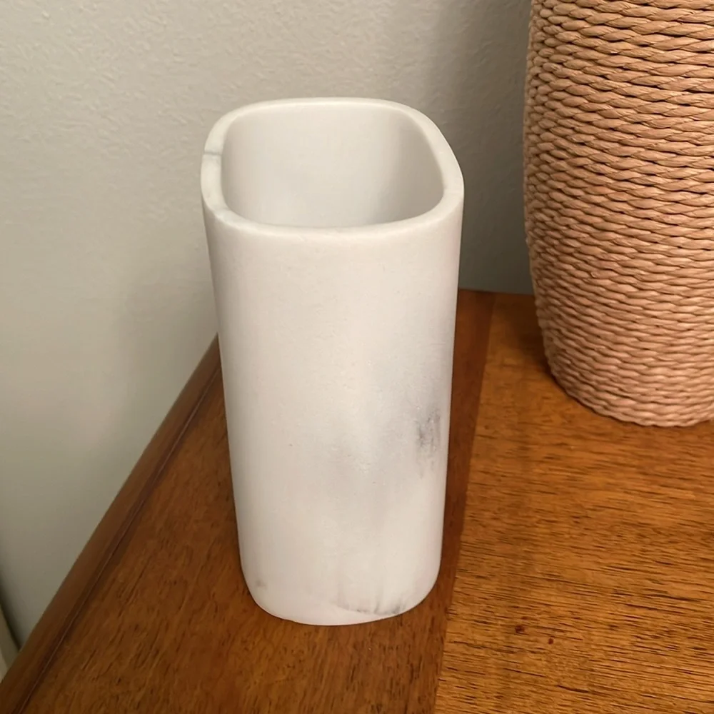 NWT BINO Oval Marble Collection Bathroom Storage Container